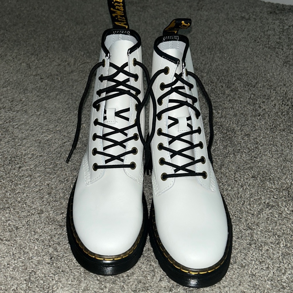 White Dr.Martens lace up boots worn once!